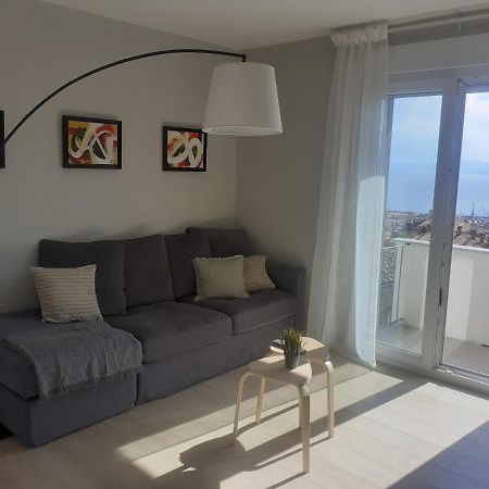 Appartamento New Apartman Kozala Near City Centar Fiume Esterno foto