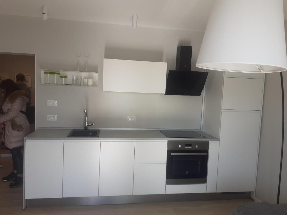 Appartamento New Apartman Kozala Near City Centar Fiume Esterno foto